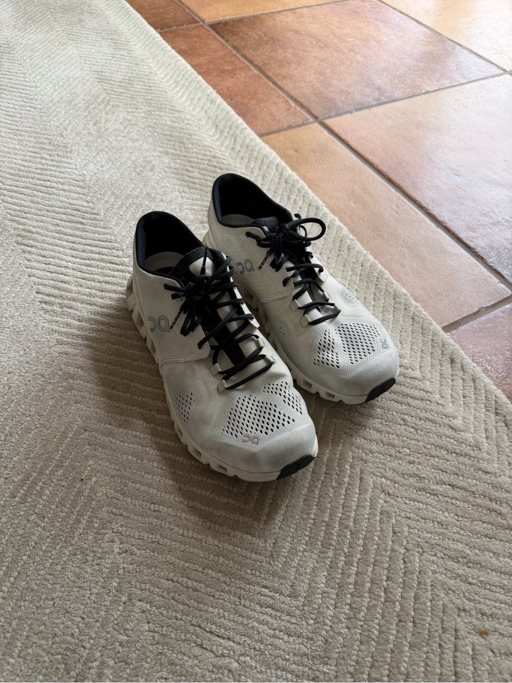 Great condition ON Running Men's Cloud X Textile Synthetic Trainers